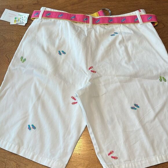 NWT Bamboo Traders White Shorts with Flip Flop Accents - Picture 5 of 9